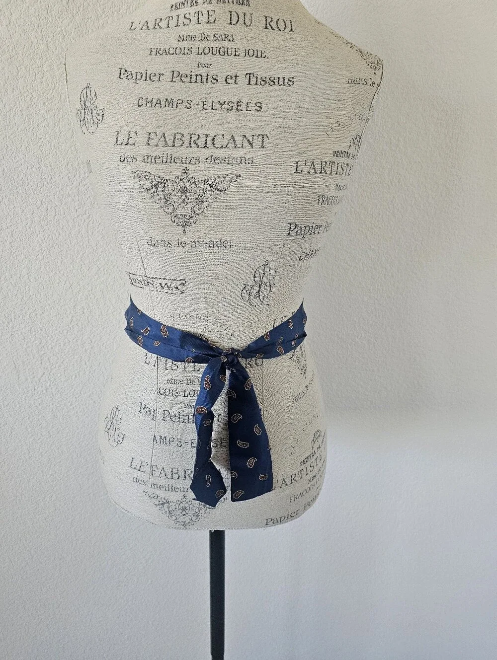 Vintage 100% Silk Paisley Hair Scarf Ribbon – Royal Blue Multi-Way Tie Wrap​